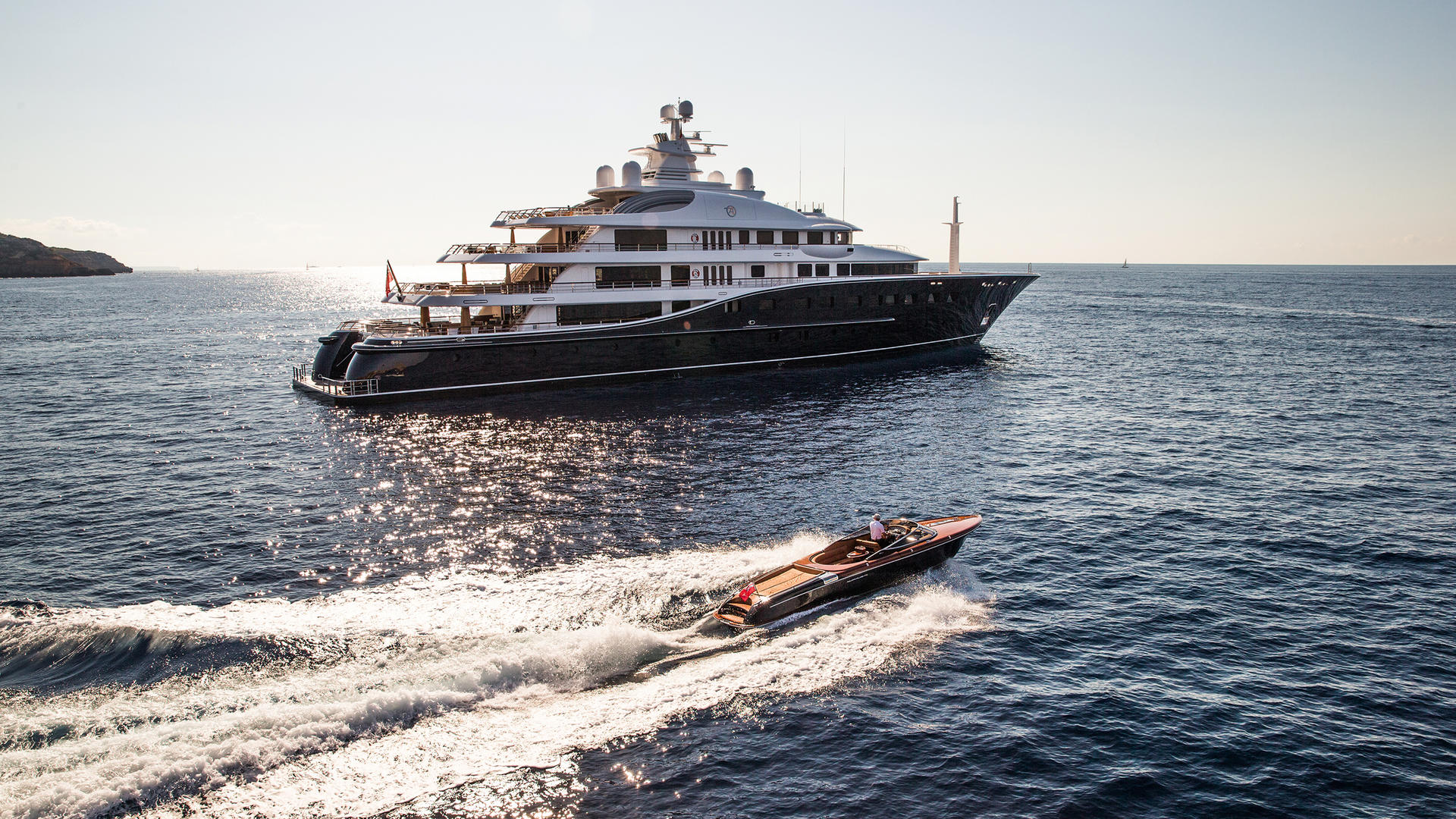 superyacht aquila